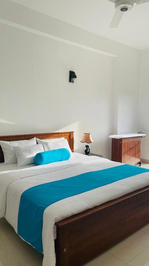 Luxe Highway Residencies *