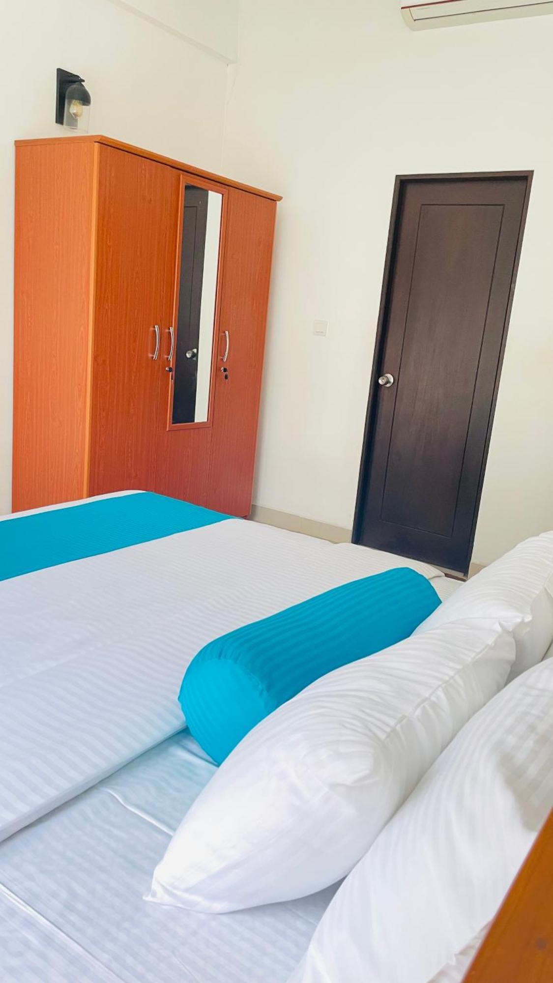 Luxe Highway Residencies Kottawa