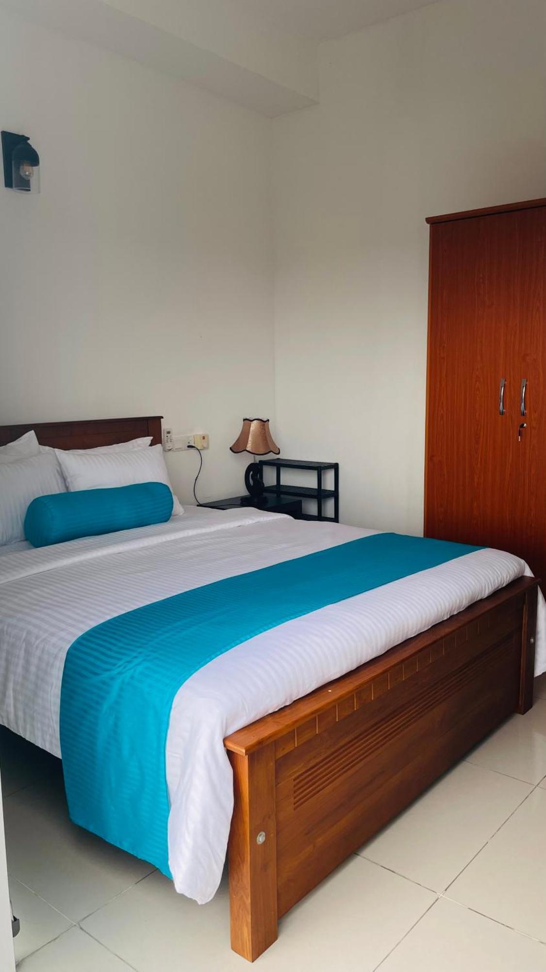 Luxe Highway Residencies