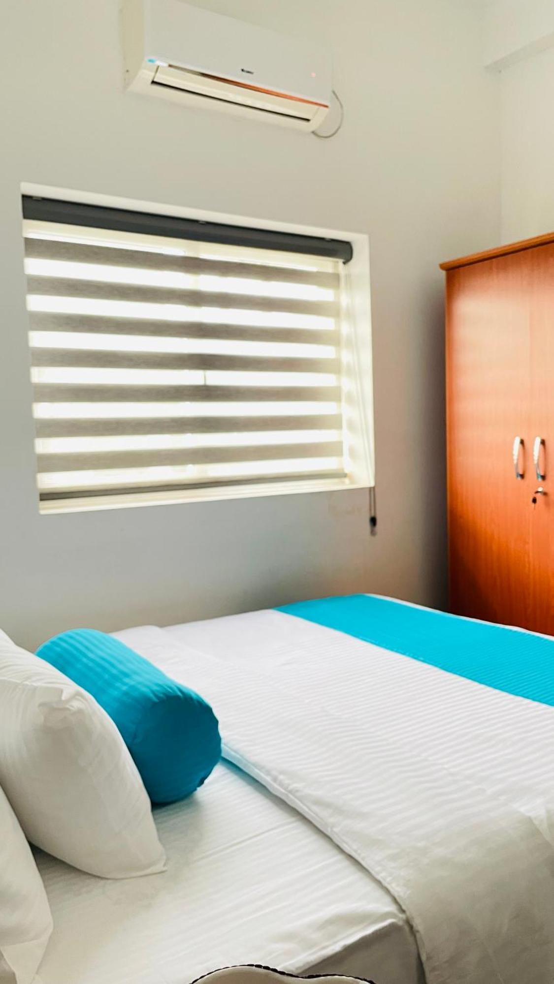 Luxe Highway Residencies Apartment