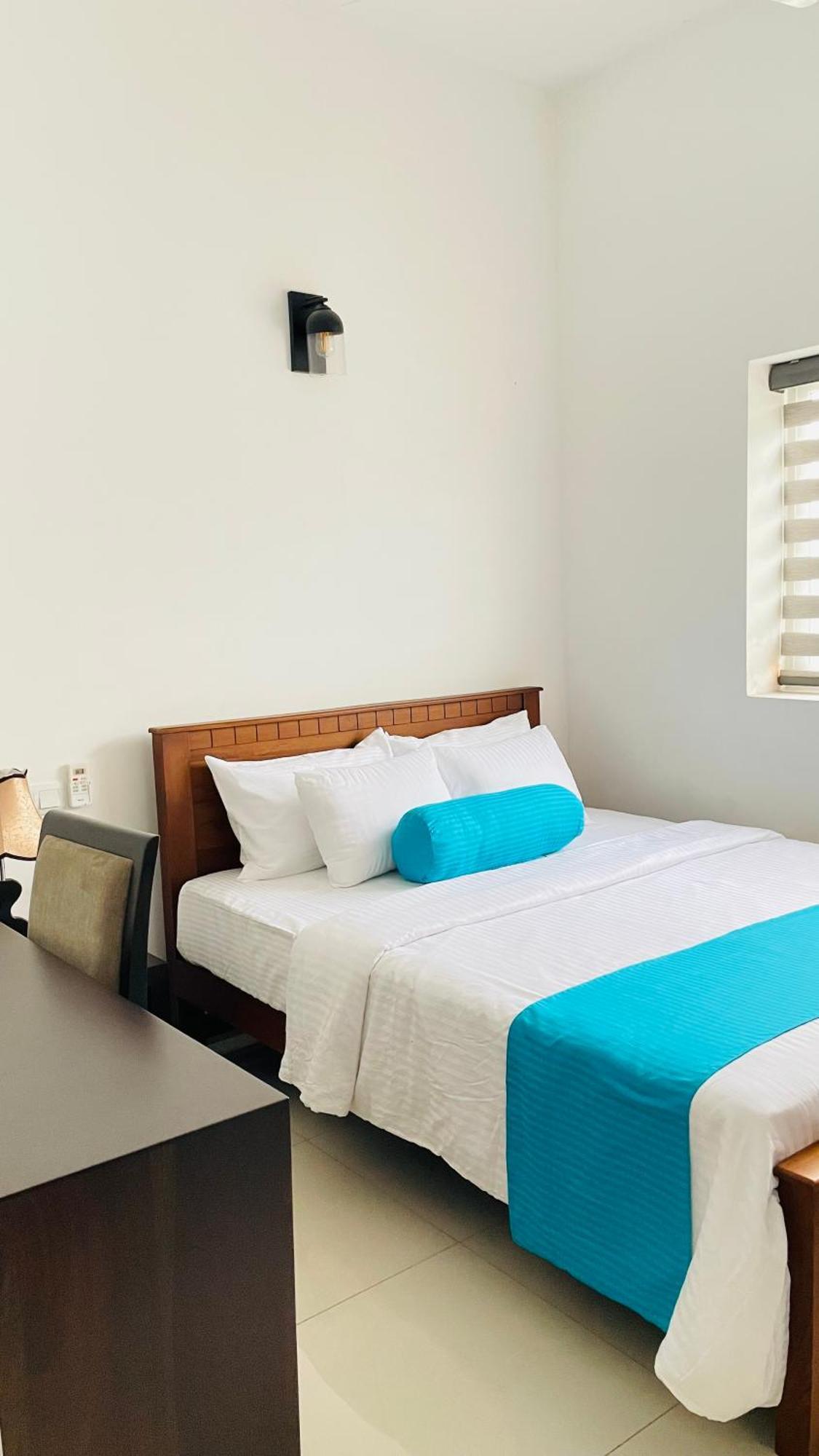 Luxe Highway Residencies Apartment